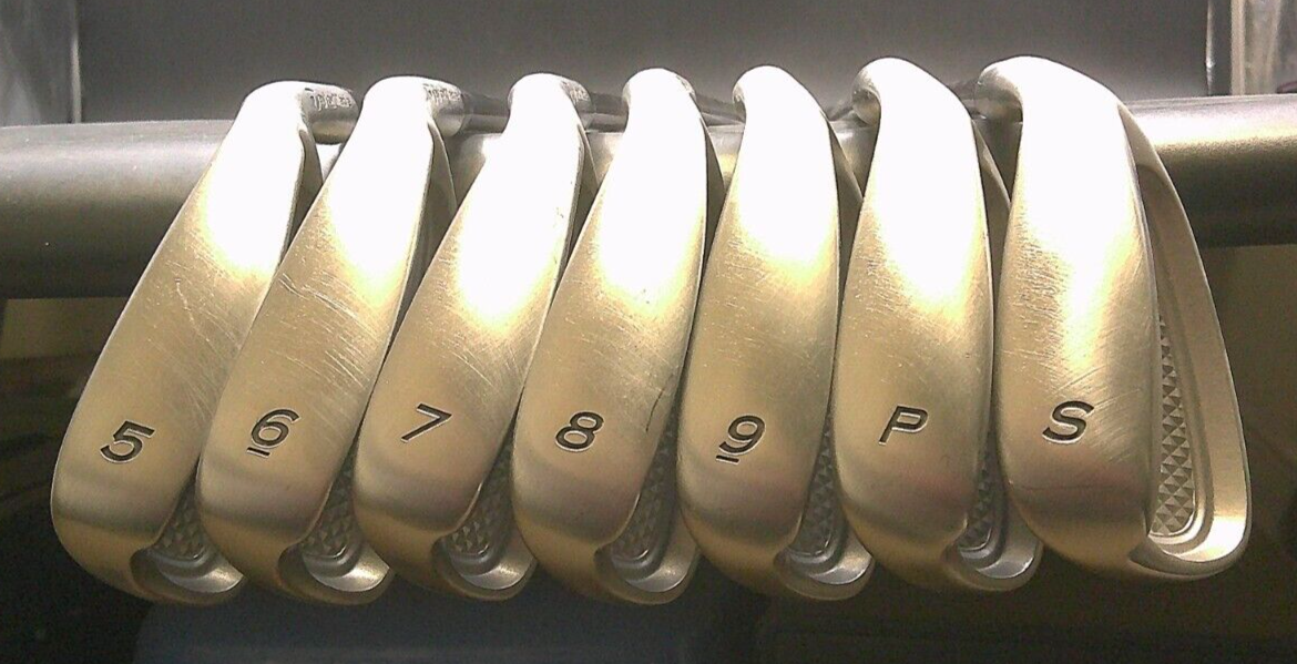 Set of 7x TaylorMade R360 XD Irons 5-SW Regular Graphite Shafts TaylorMade Grips