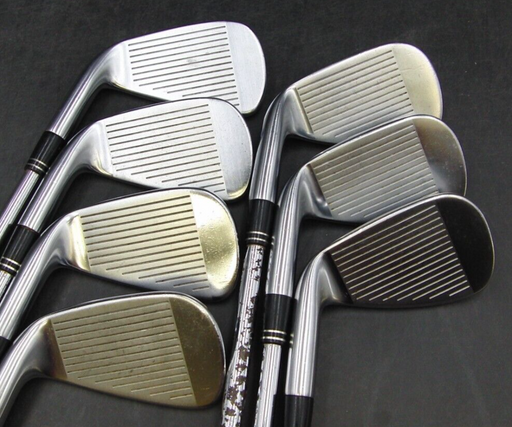Set of 7 x TaylorMade r7 TP Irons 4-PW Stiff Steel Shafts TaylorMade Grips