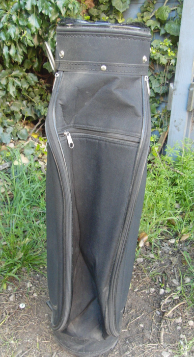 8980927