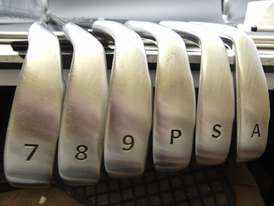 Set of 6x PowerBilt Citation V1 Irons 7-SW+AW Regular Graphite Shafts*