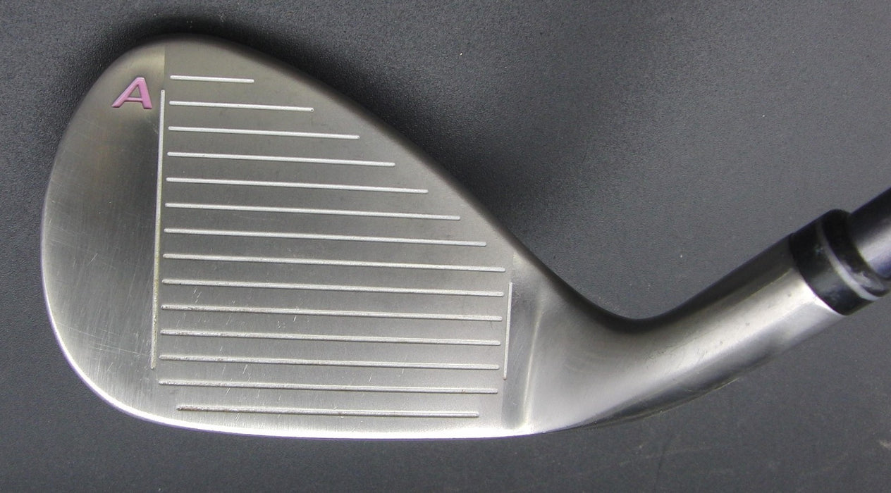 Ladies PRGR M-30 Sweep CT-10 Gap Wedge Ladies Graphite Shaft Lamkin Grip