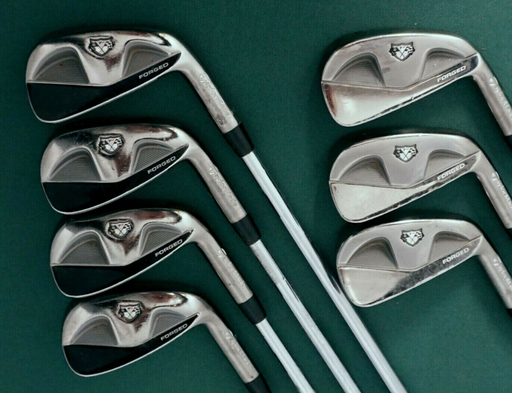 Set 7 x TaylorMade Smoke TP Forged Irons 4-PW Regular / Stiff Steel Shafts
