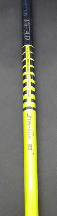 8976544