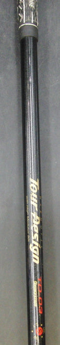 8957640