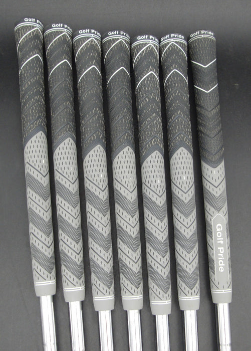 Set of 7x TaylorMade R9 Forged Irons 4-PW Regular Steel Shafts Golf Pride Grips
