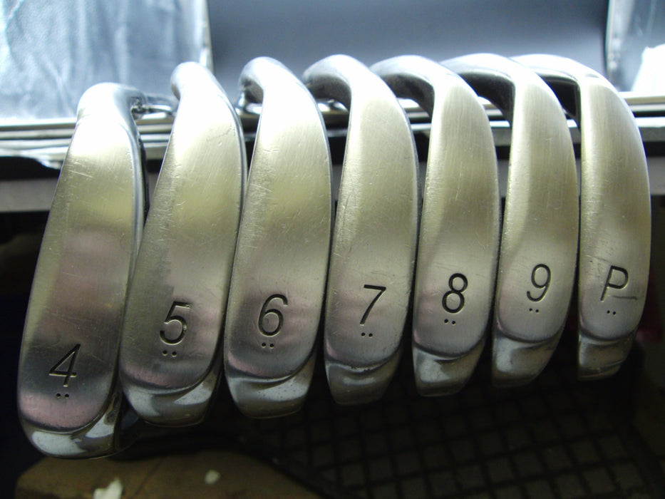 Set of 7x PRGR GN 502 Irons 4-PW Regular Steel Shafts PRGR Grips*