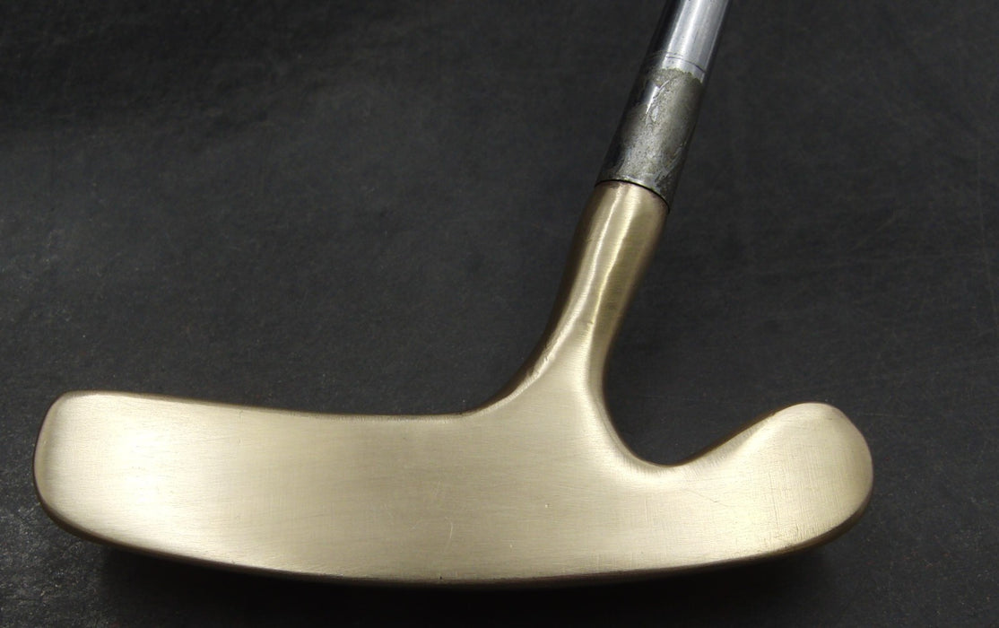Achusnet USA Bulls Eye Putter Steel Shaft 86.5cm Length Black Grip