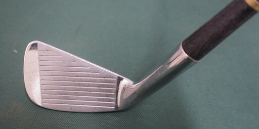 Wilson Augusta 6 Iron Regular Steel Shaft Wilson Grip