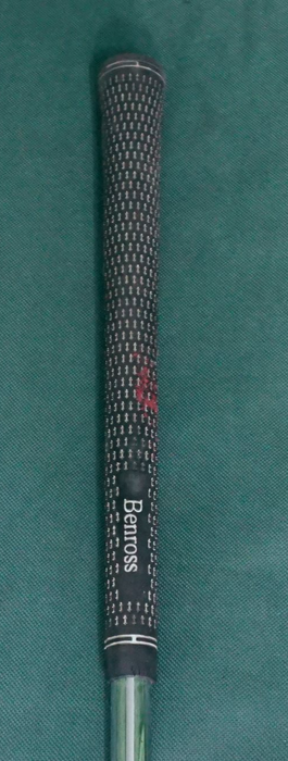 8885092