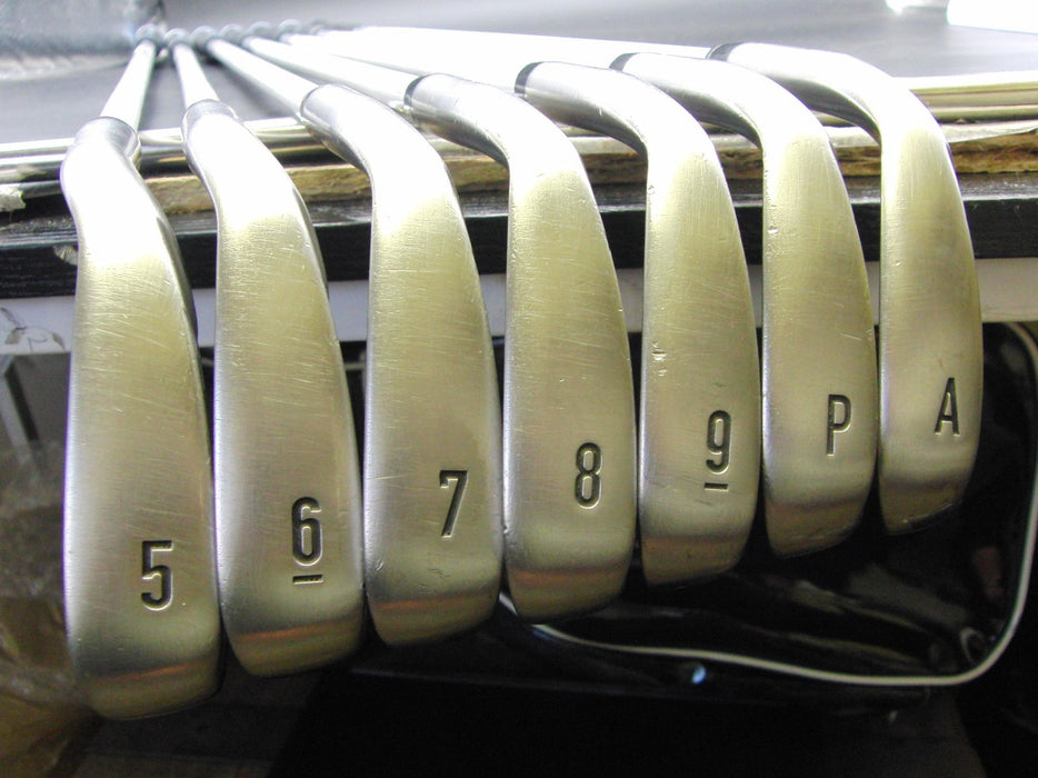 Set of 7x Callaway Big Bertha Beta 5-PW + AW Irons Regular Graphite Shafts