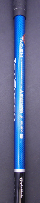 8980027
