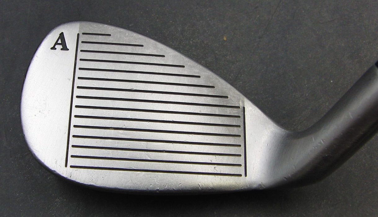 a.m.c Tour Series A Gap Wedge Regular Graphite Shaft Tour Arrow Grip