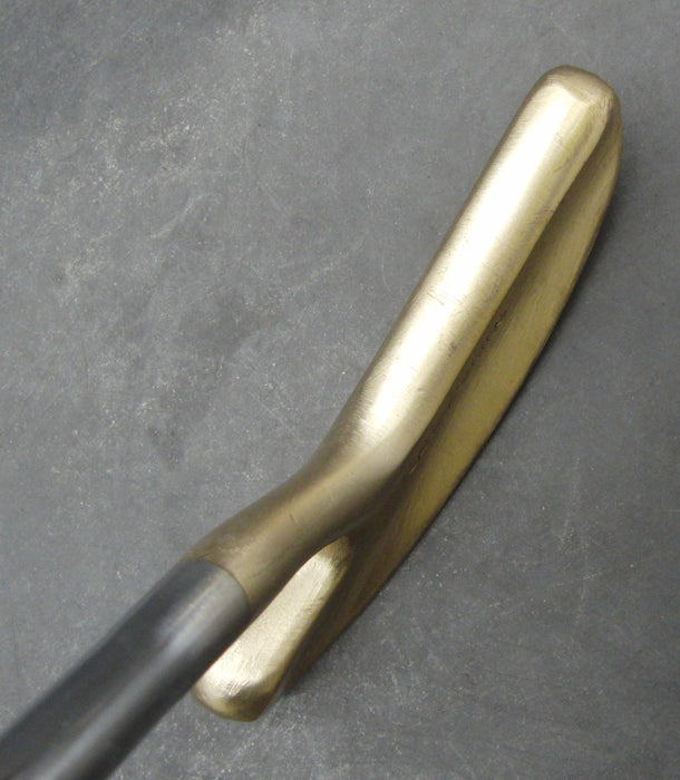 Acushnet Bullseye La Femme Putter 87cm Length Graphite Shaft West Golf Grip