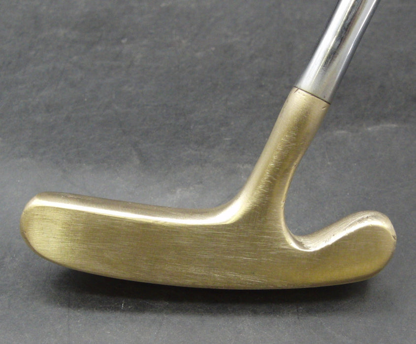 Acushnet Bullseye La Femme Putter 87cm Length Graphite Shaft West Golf Grip