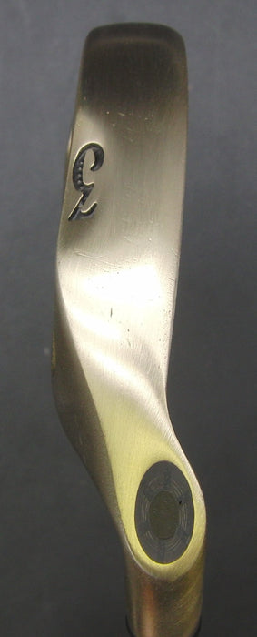 8976551