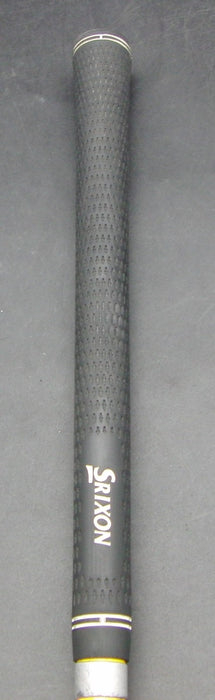 8973136
