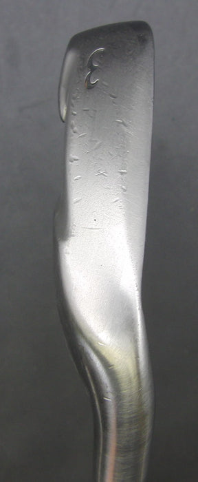 8976557