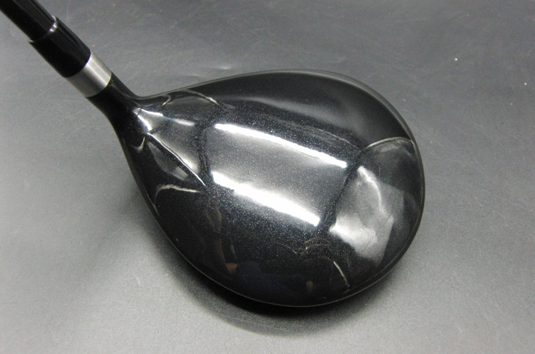 8930022
