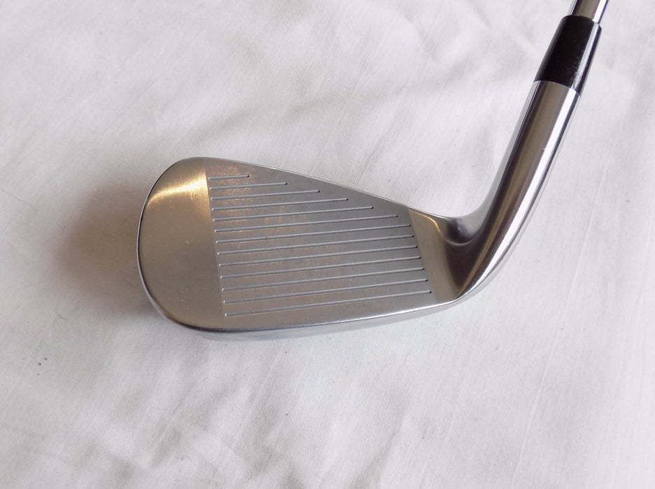 Bridgestone J15 9 Iron N.S.Pro 950GH Regular Flex Steel Shaft Lamkin Grip