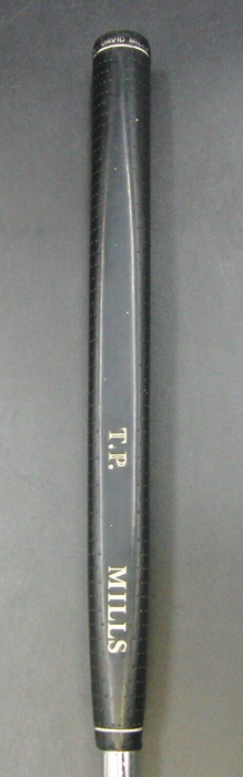 8975529
