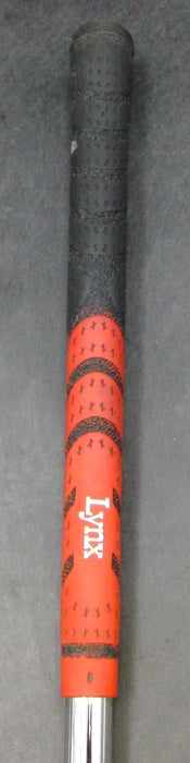 8957643