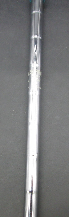 8976557