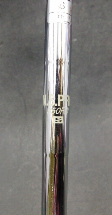 Yonex EZone 19° 3 Hybrid Stiff Steel Shaft Yonex Grip