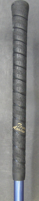 8956538