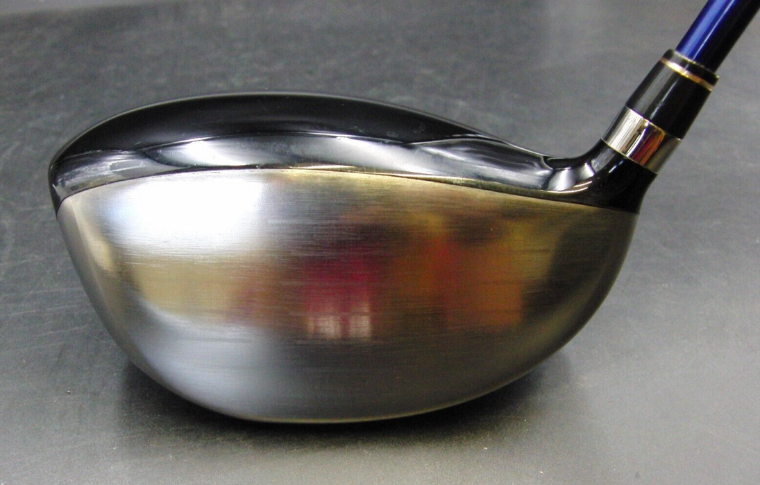 8957476