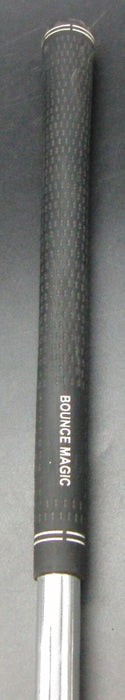8956632