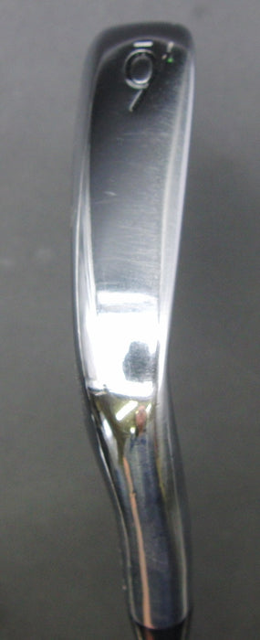 8976570