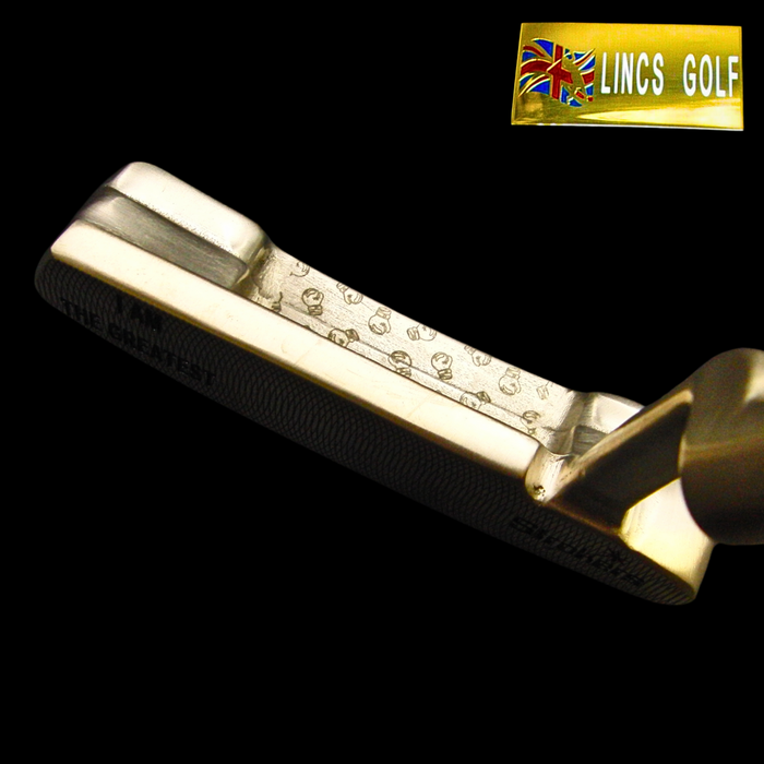 8970972