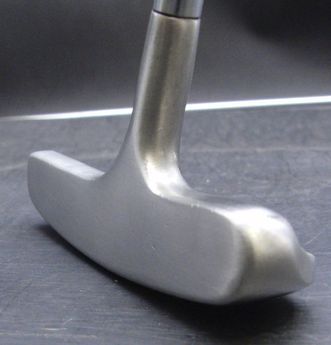 Accuform Canada Putter 105cm Length Regular Steel Shaft with Grip