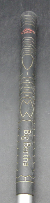 8902854