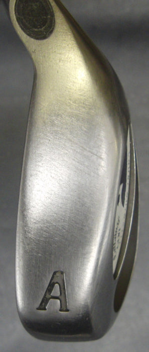 Callaway Hawkeye Tungsten Injected Gap Wedge Regular Graphite Shaft Royal Grip