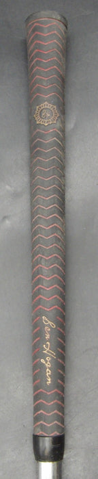 8902811