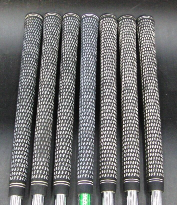 Set of 7 x Vega VC-01 Irons 4-PW Regular Steel Shafts Lamkin Grips