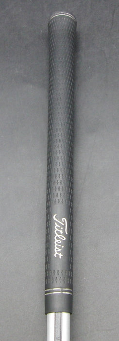 Titleist 909D2 9.5° Driver Stiff Graphite Shaft Titleist Grip