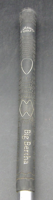 8902872