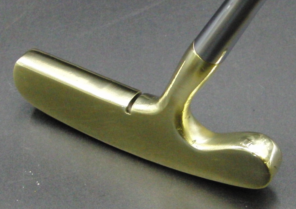 Acushnet Bulls Eye Flange Putter Steel Shaft Playing Length 90cm Iguana Grip