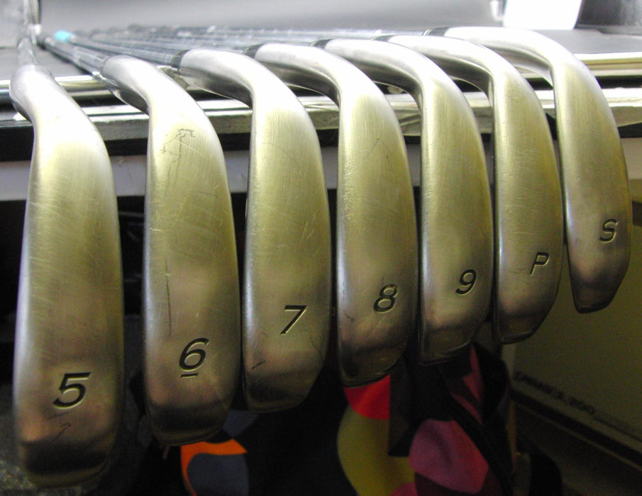 Set of 7x TaylorMade R7 5-SW Irons Stiff Steel Shafts TaylorMade Grips
