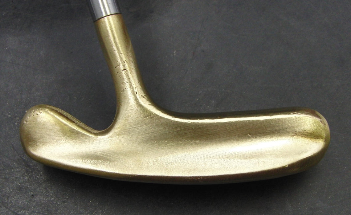 Bulls Eye Acushnet Putter Steel Shaft 87cm Length Royal Grip