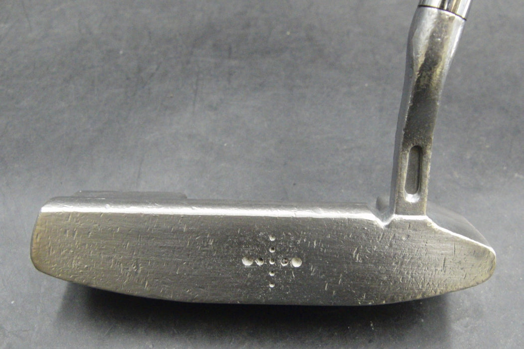 Gyro Focus Putter Steel Shaft 86cm Length Crown Grip