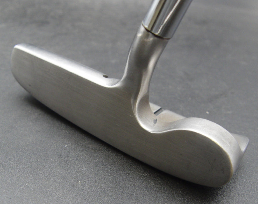 Slotline Focus Putter 87cm Length Steel Shaft Black Grip