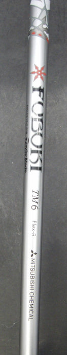 8980589