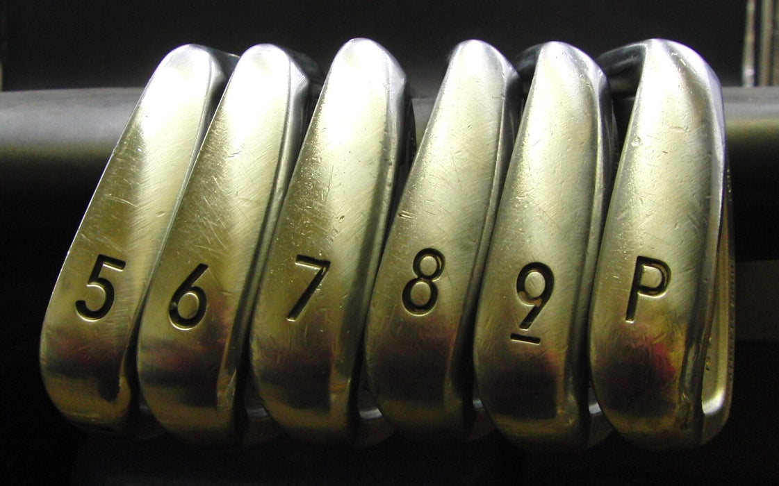 8980381