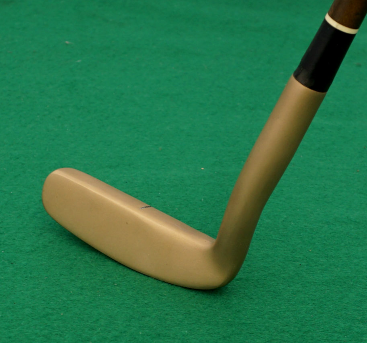 Refurbished Vintage Dunlop Arnold Palmer Putter Steel Shaft 88.cm Golf Mate Grip