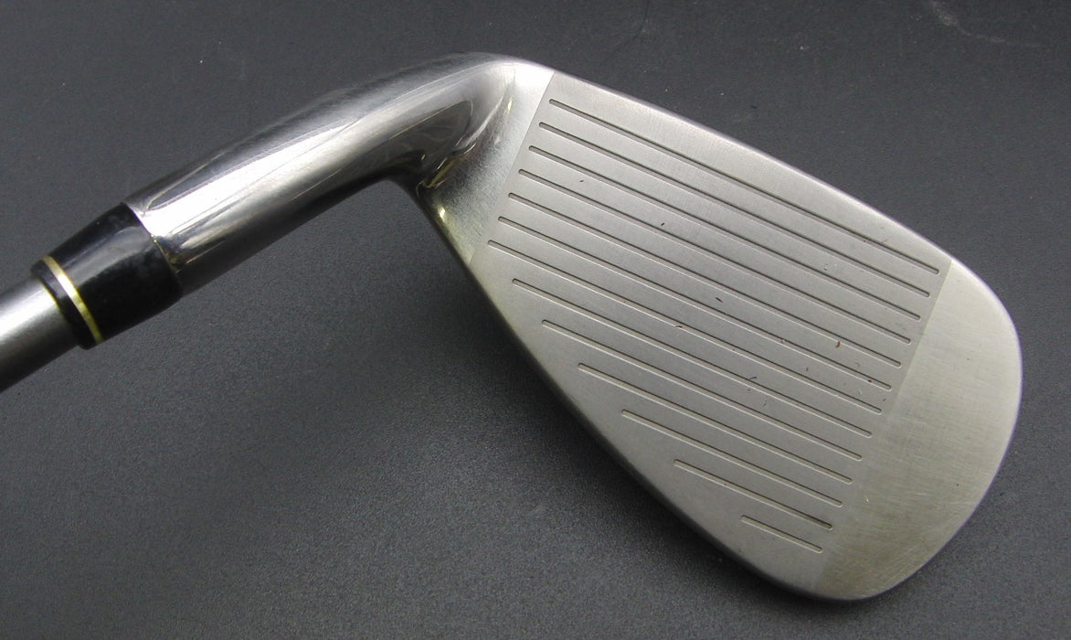Maruman Shuttle Type X 7 Iron Regular Graphite Shaft Shuttle Grip