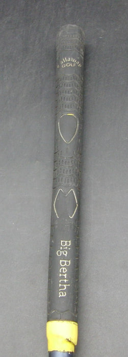8902851