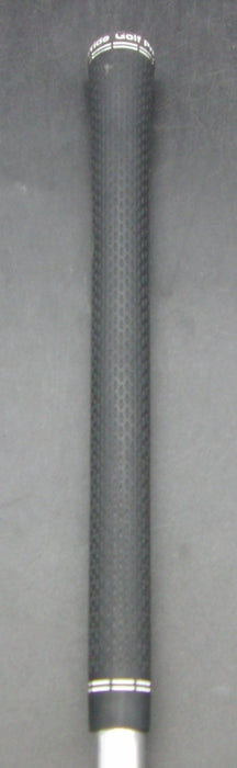 8976567